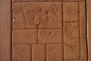 Textured stamped walkway pattern