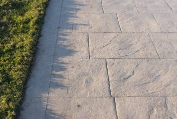 Slate-looking stone pattern